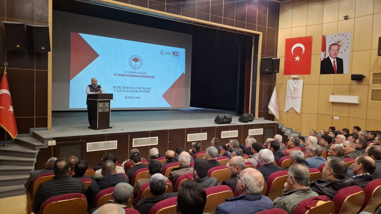 Karapınar'da üreticilere "Zirai İlaç Uygulama Belgesi" eğitimi