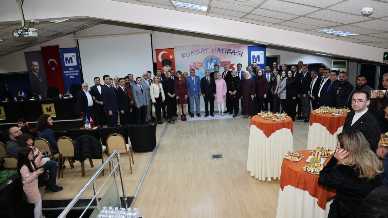 Konya SMMMO’da ruhsat dağıtım töreni gerçekleştirildi