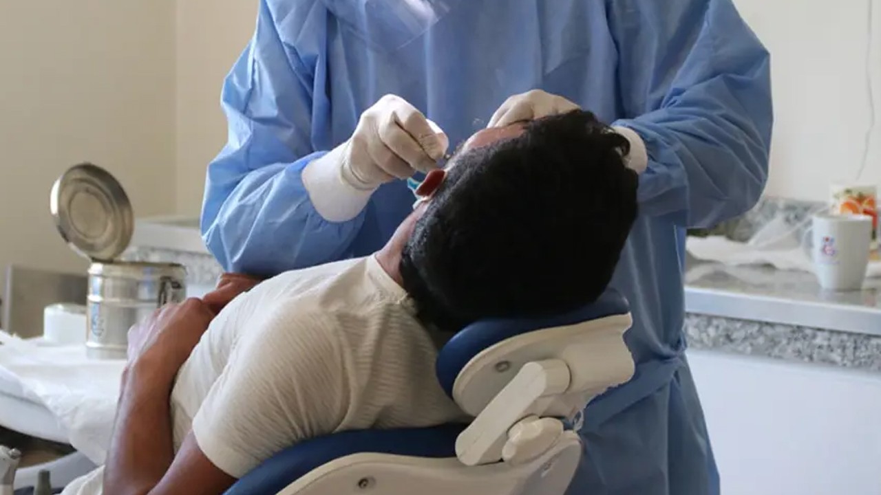 YÖK'ten yeni diş hekimliği kararı: Programlar kapatılıyor