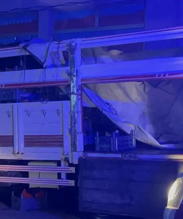 17 yaşındaki kız evin balkonundan kamyonet kasasına düştü