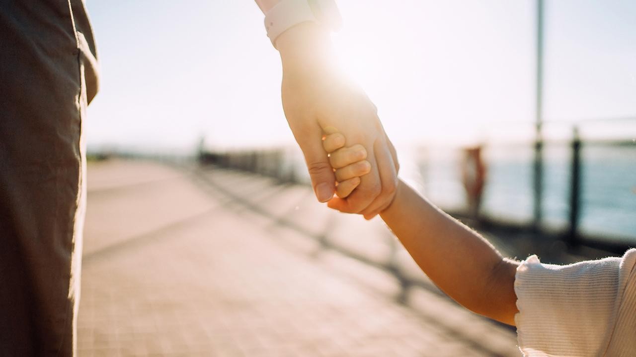 Ailede duygusal olarak ihmal edilen çocukların suça yönelme riski artıyor