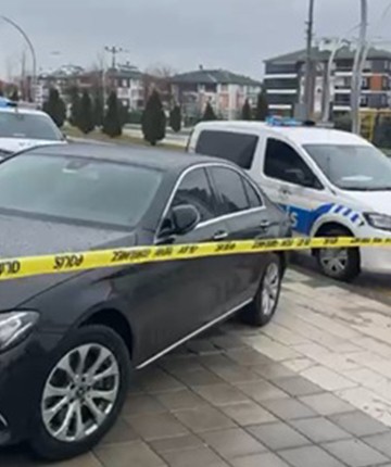 Emlak ofisine silahlı saldırı