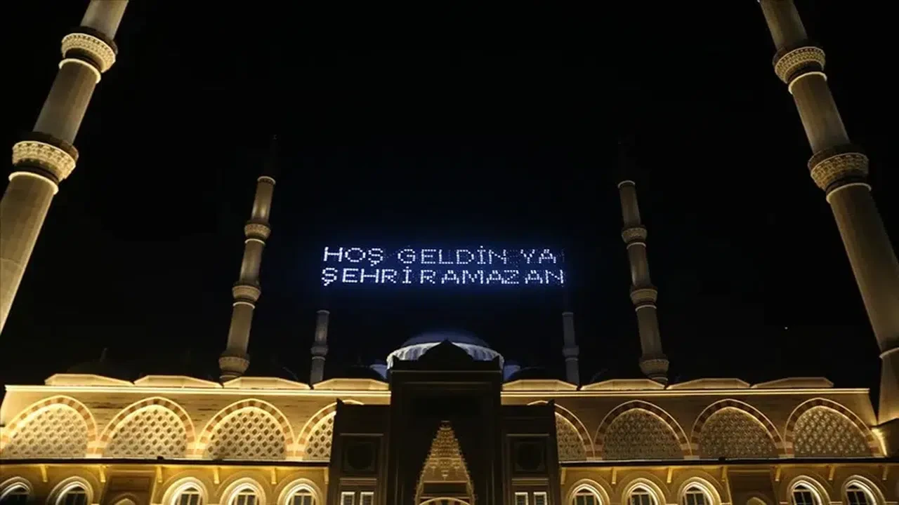 ANKARA 2026 YILI HATİMLE TERAVİH NAMAZI KILINAN CAMİLER! Ankara'da hatimli teravih namazı hangi camilerde kılınacak?