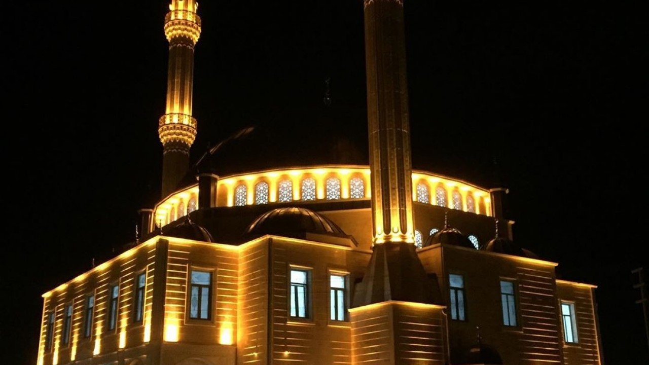 ANTALYA’DA HATİMLE TERAVİH NAMAZI KILINAN CAMİLER 2026: Antalya’da hangi camilerde hatimli teravih namazı kılınacak?