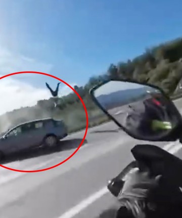 Motosiklette ölüm böyle geldi! Kask kamerasına saniye saniye yansıdı