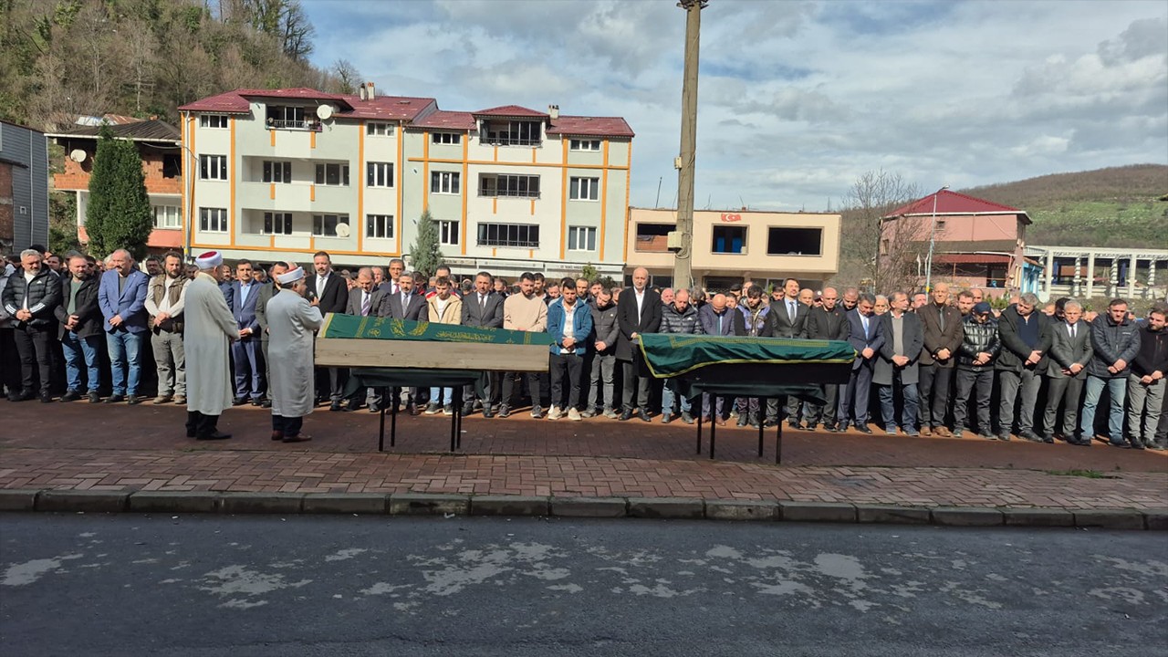 Göçükte ölen emekli madenci, kızının okul masrafları için çalışmaya devam ediyormuş