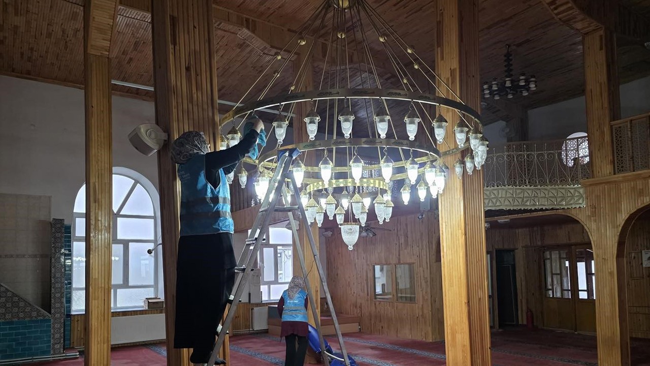 Beyşehir’de camiler Ramazan’a hazır