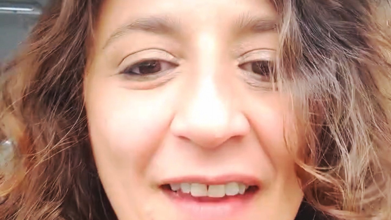 Duygu Nebioğlu babası Metin Akpınar'a açtığı manevi tazminat davasını kazandı