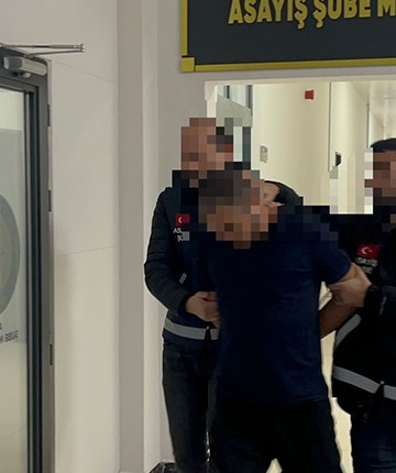 Emekli polis memurunu evinin önünde yaralayan şüpheli tutuklandı