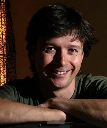 İş insanı 17'nci kattan düşerek öldü