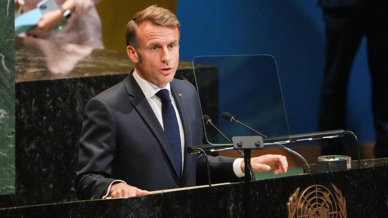 Macron, ABD Yüksek Mahkemesinin tarife kararını değerlendirdi