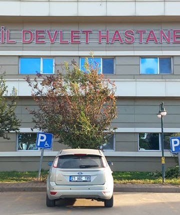 Yol kenarında tabancayla vurulmuş halde ölü bulundu