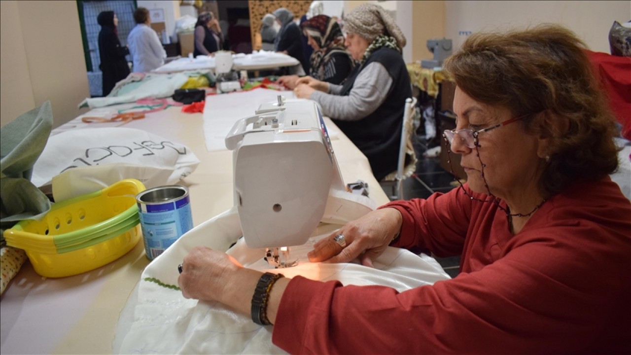 Mefruşatçıya giden birinin amacı hangisi olabilir? Beyaz'la Joker Sorusu