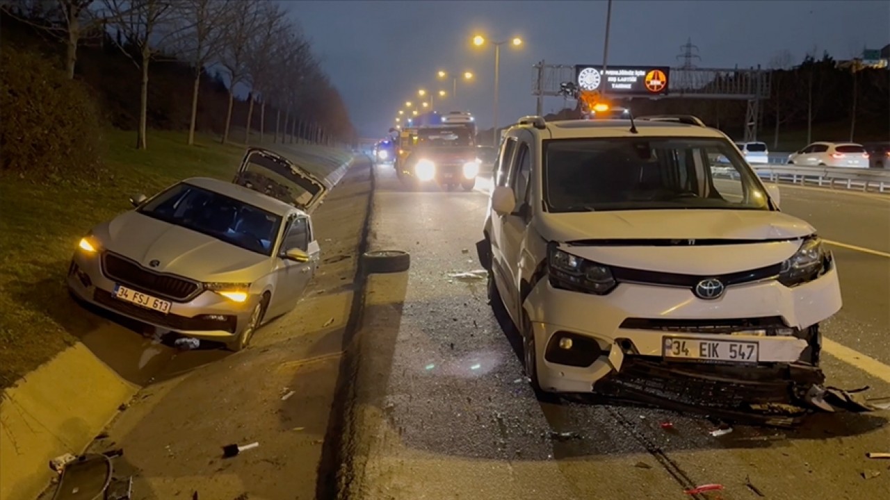 Zincirleme trafik kazasında 5 kişi yaralandı