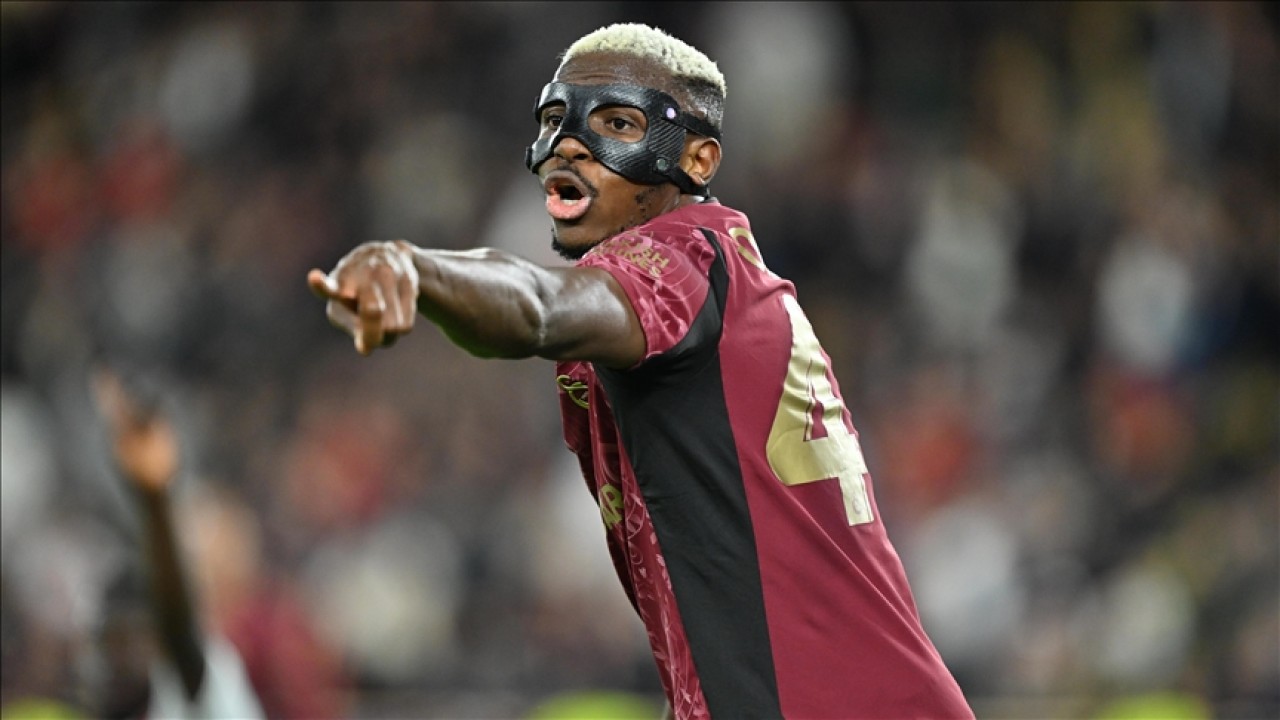 Galatasaraylı futbolcu Osimhen, Şampiyonlar Ligi'nde haftanın oyuncusu ödülüne aday gösterildi