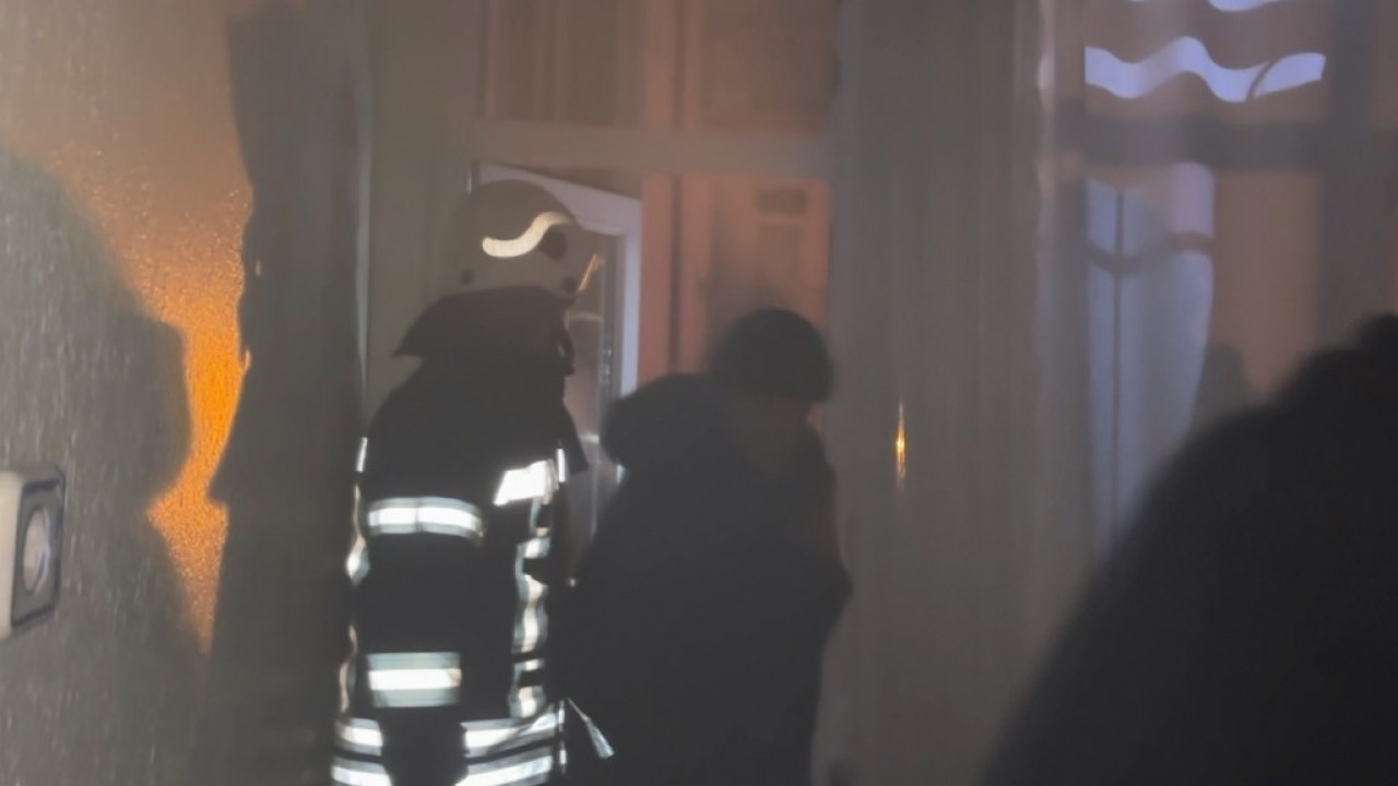 Kombiden çıkan yangın paniğe neden oldu