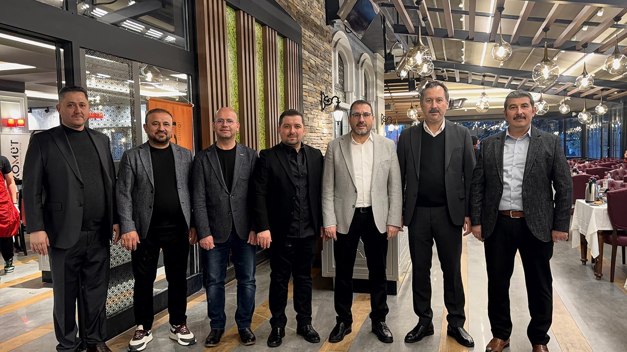 KOMÜT ailesi iftar yemeğinde buluştu