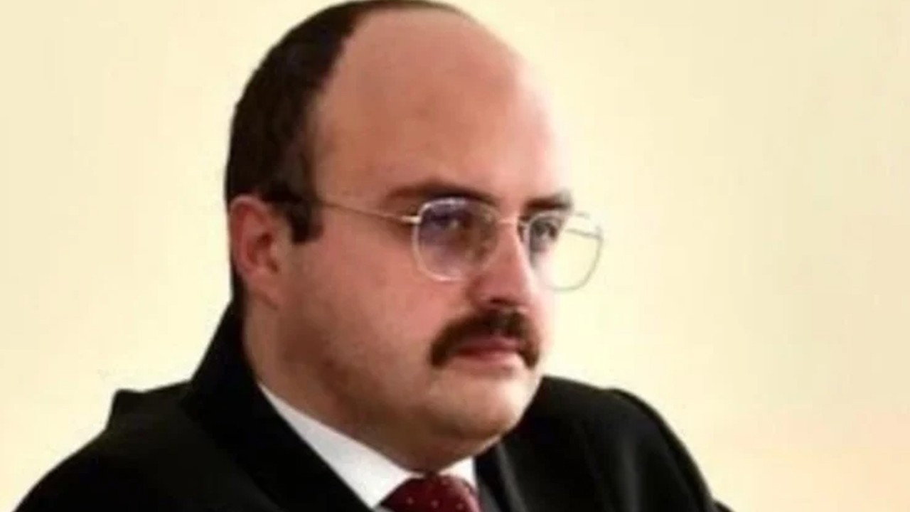 28 yaşındaki genç savcı kalbine yenik düştü