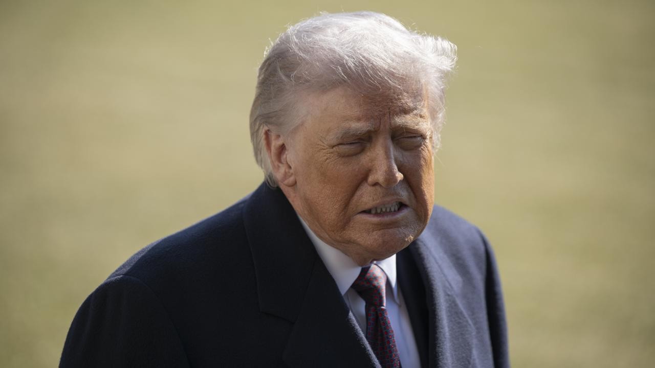 ABD Başkanı Trump, İran donanmasına ait 9 geminin imha edildiğini belirtti