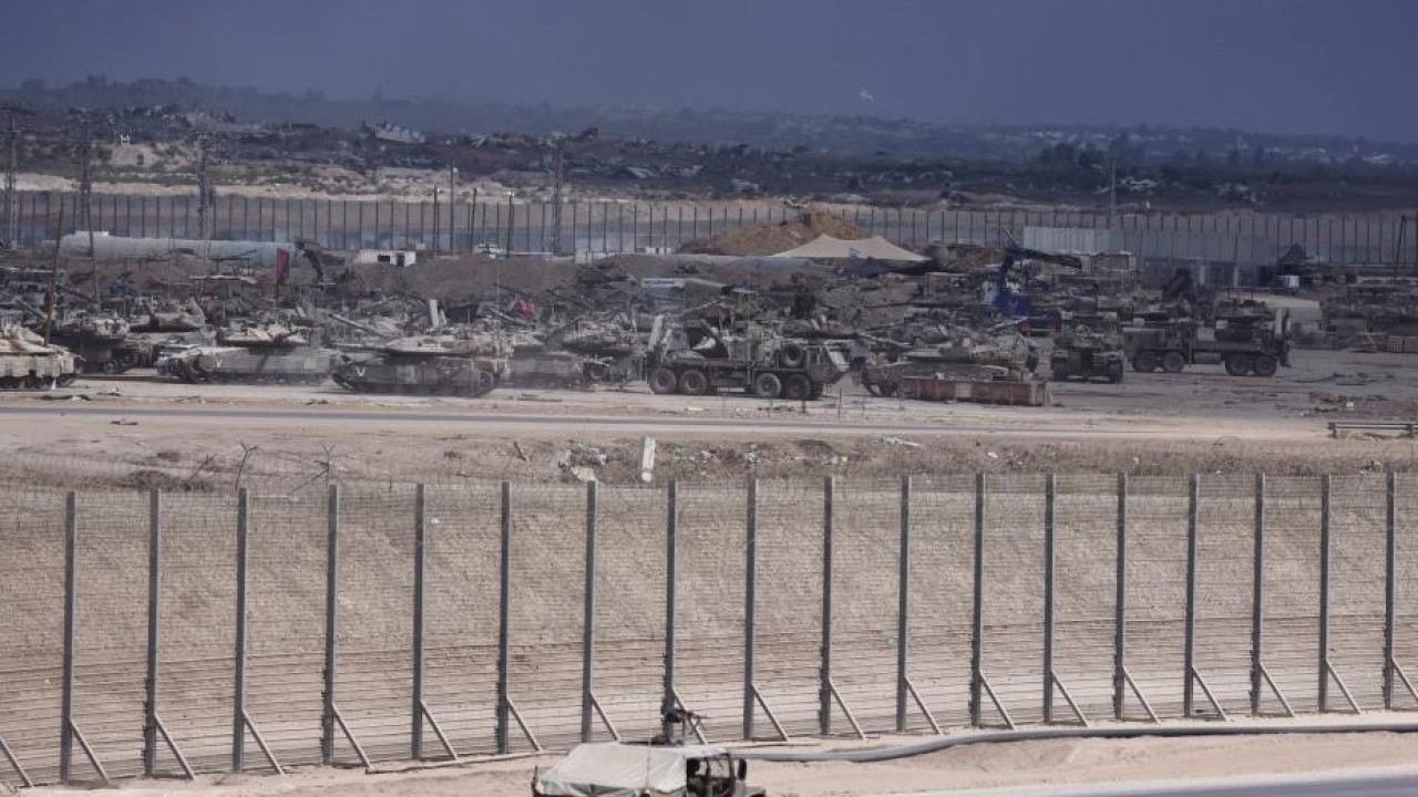 İsrail, Gazze’ye açılan tüm kapıları kapattı