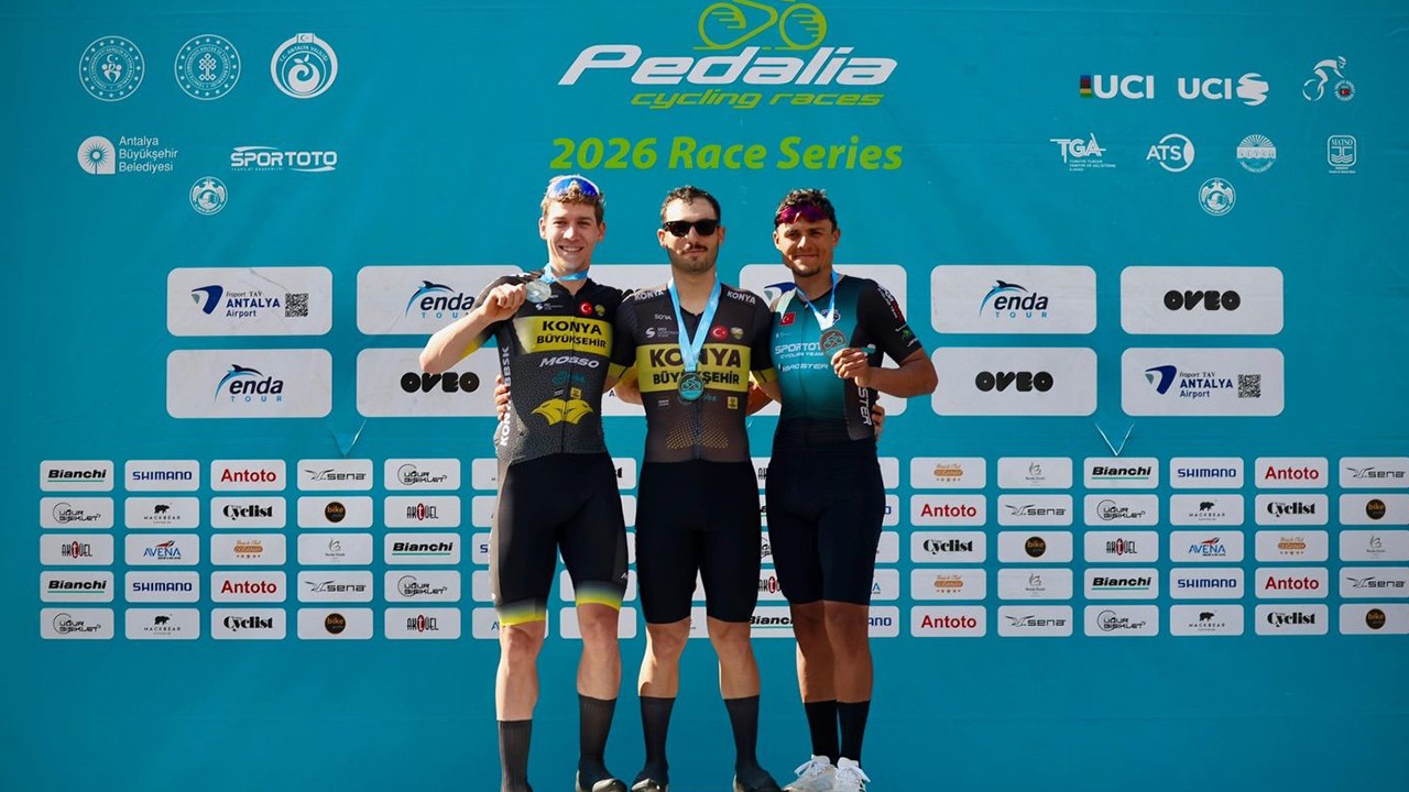 Konyalı sporculardan Antalya'da çifte zafer