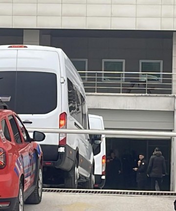 Tanju Özcan ve 12 kişi adliyede