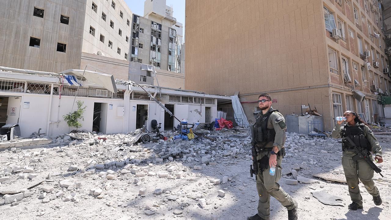 İran'ın İsrail'e misillemesinde 4 kişi daha yaralandı