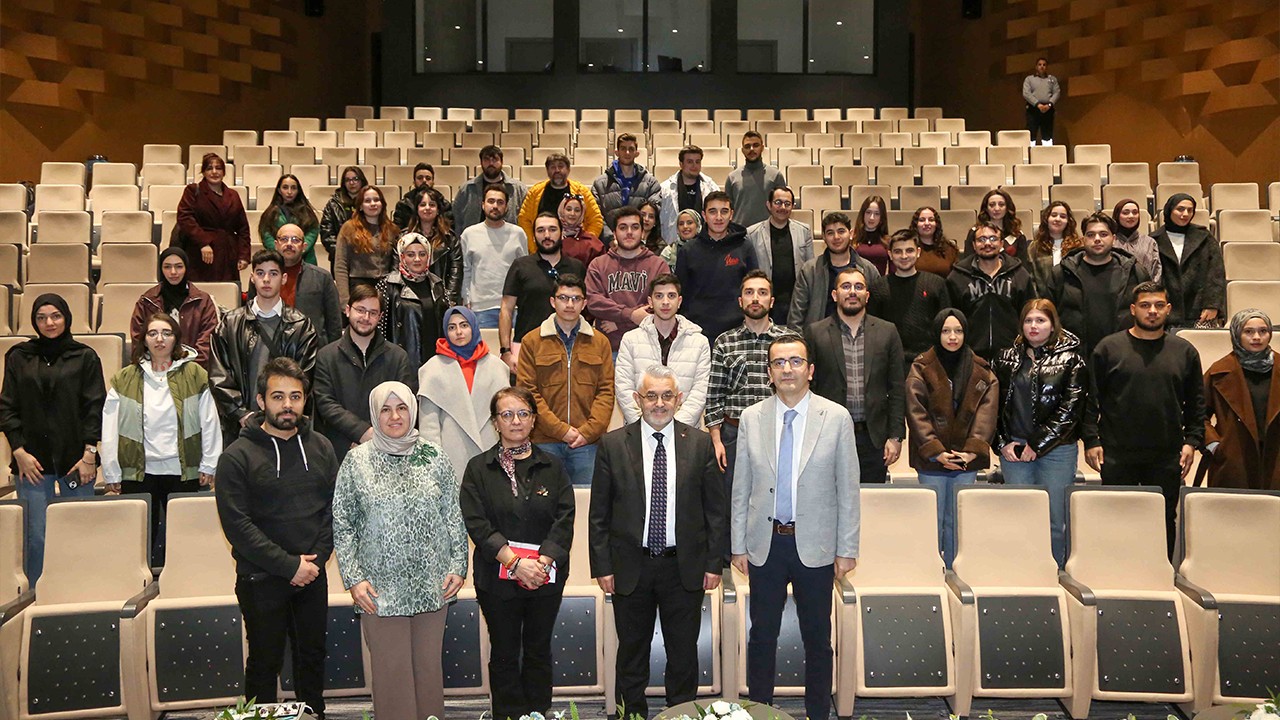 Kentsel dönüşümde Meram Modeli NEÜ’de anlatıldı