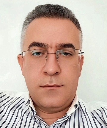 Aracında başından tabancayla vurulmuş halde ölü bulundu