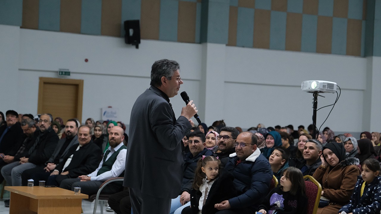 Konya Büyükşehir’in “STK Proje Destek Programı” ile aile ve eğitim içerikli projeler hayata geçiriliyor