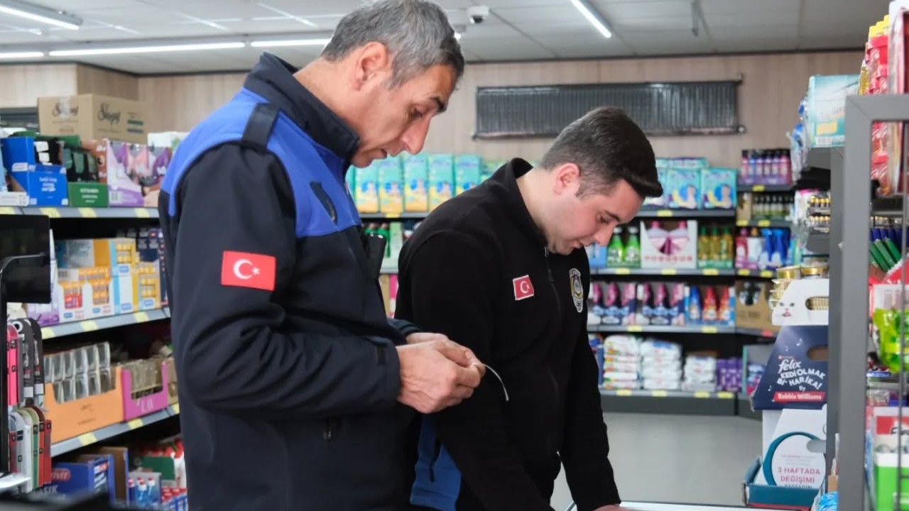 Akşehir’de zabıta ekiplerinden market denetimi