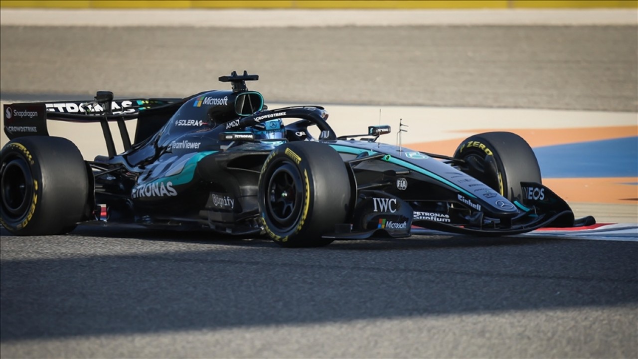 Formula 1'de sezonun ilk durağı Avustralya Grand Prix'ini George Russell kazandı