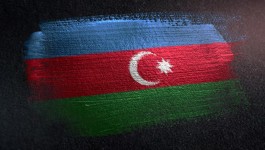 Azerbaycan İran'a insani yardım gönderdi