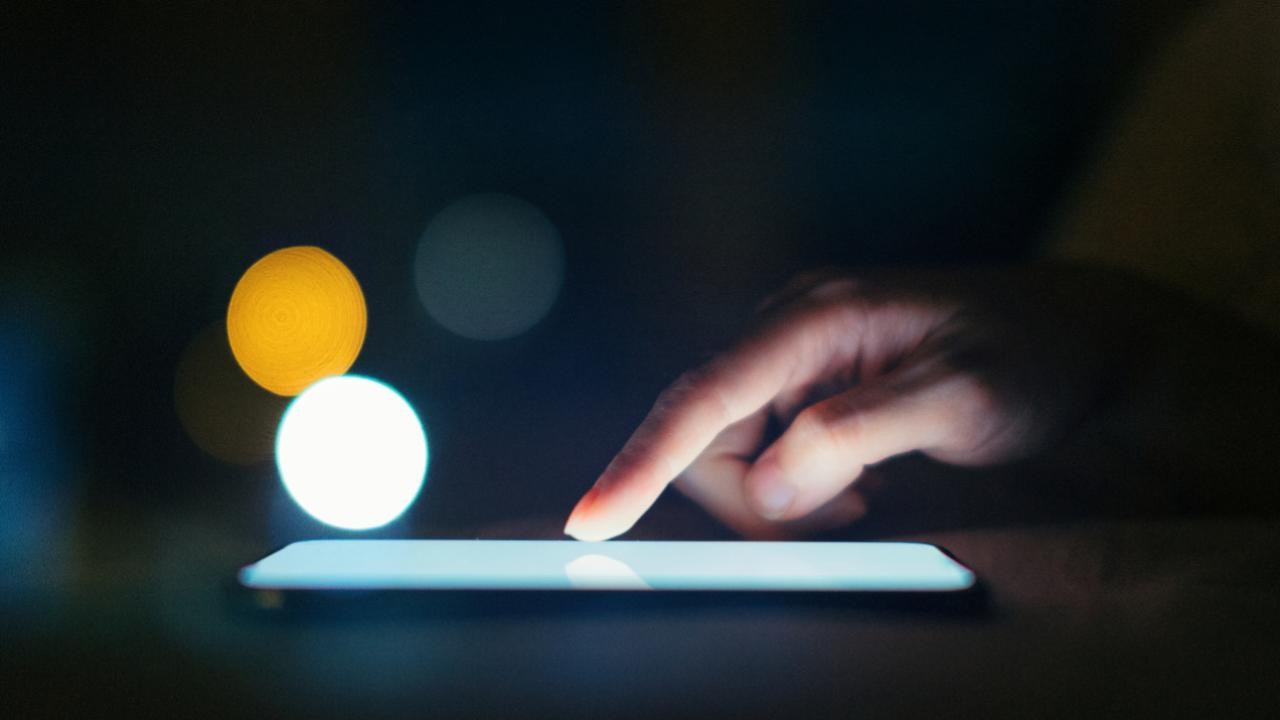 Sosyal medya algoritmaları genç beyinleri bağımlılığa itiyor