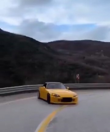 Drift atan otomobil, sosyal medya devriyesine takıldı