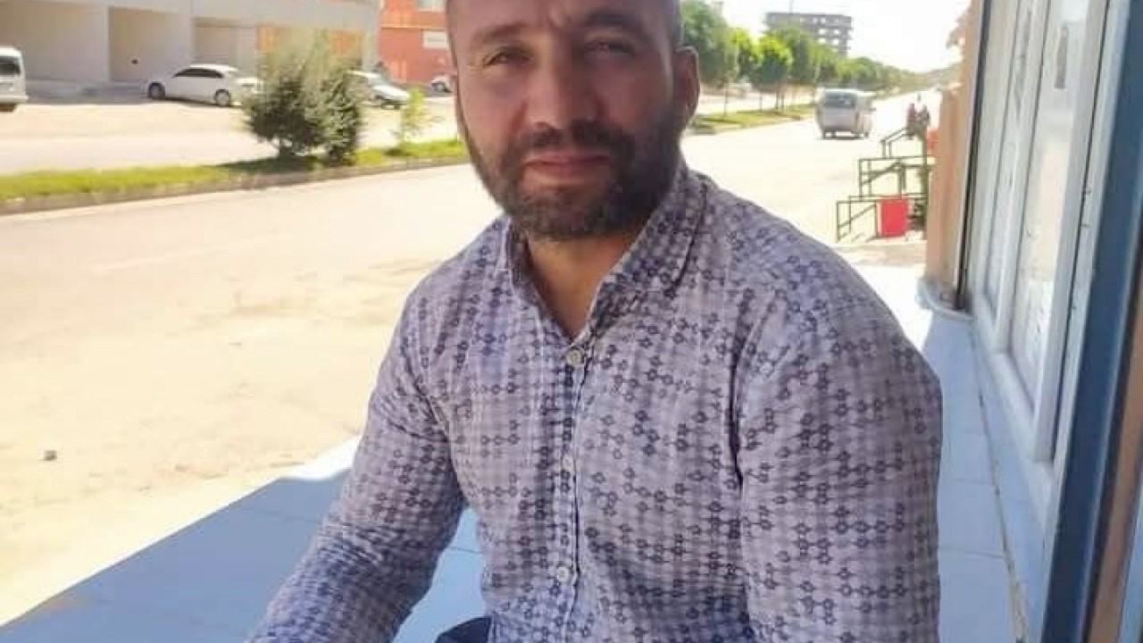 Otomobilin çarptığı motosikletin sürücüsü öldü