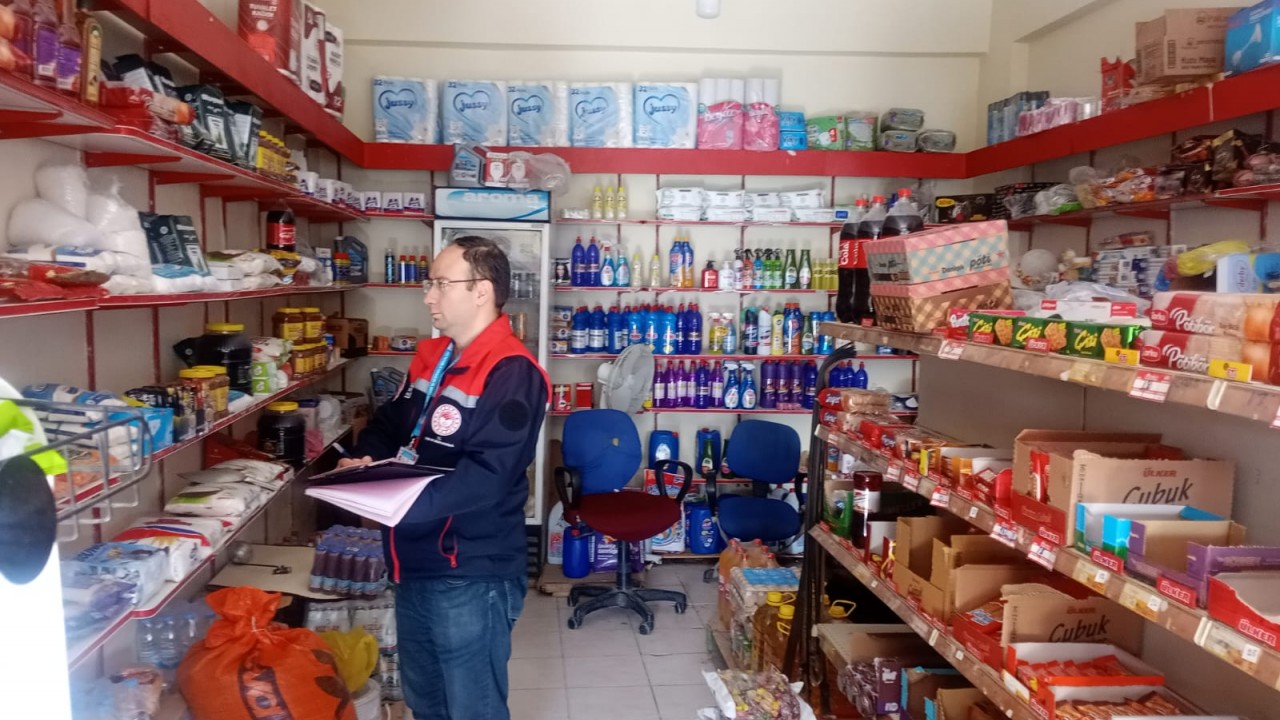 Ahırlı'da Ramazan Bayramı öncesi gıda denetimleri sıkılaştırıldı