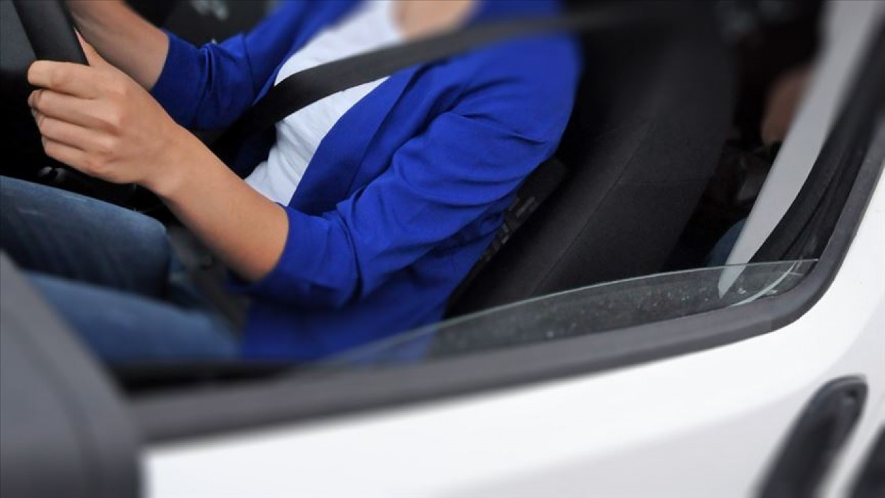 ABD’de 2020-2022 yılları arasında ölen ve bir mesleğe kayıtlı olan 8.972.221 kişinin ölüm belgeleriyle yapılan bir araştırmada, hangisinin alzaymır kaynaklı ölüm oranının en düşük olduğu görülmüştür?? Milyoner Sorusu