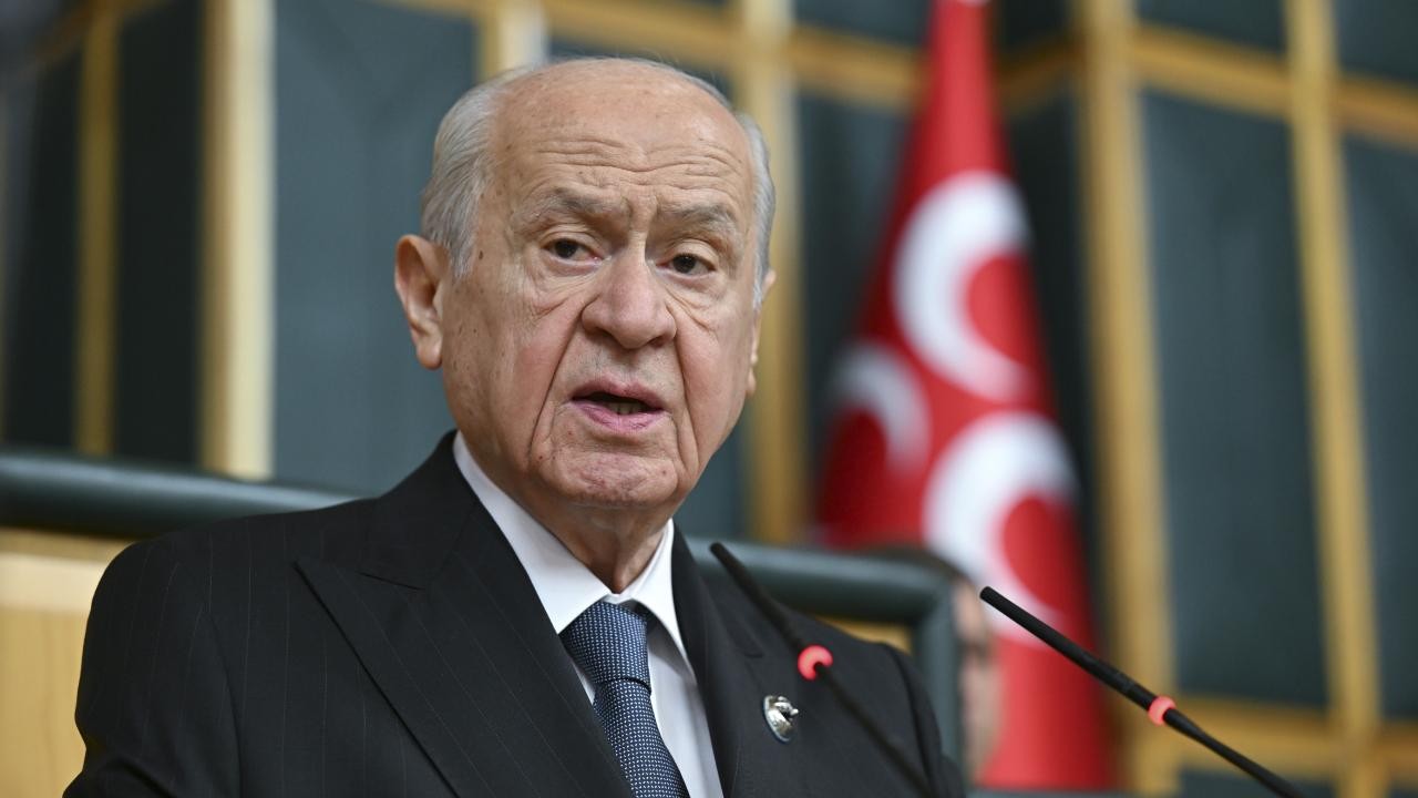 Bahçeli: Orta Doğu'da bir rejim değişecekse o İsrail olmalıdır