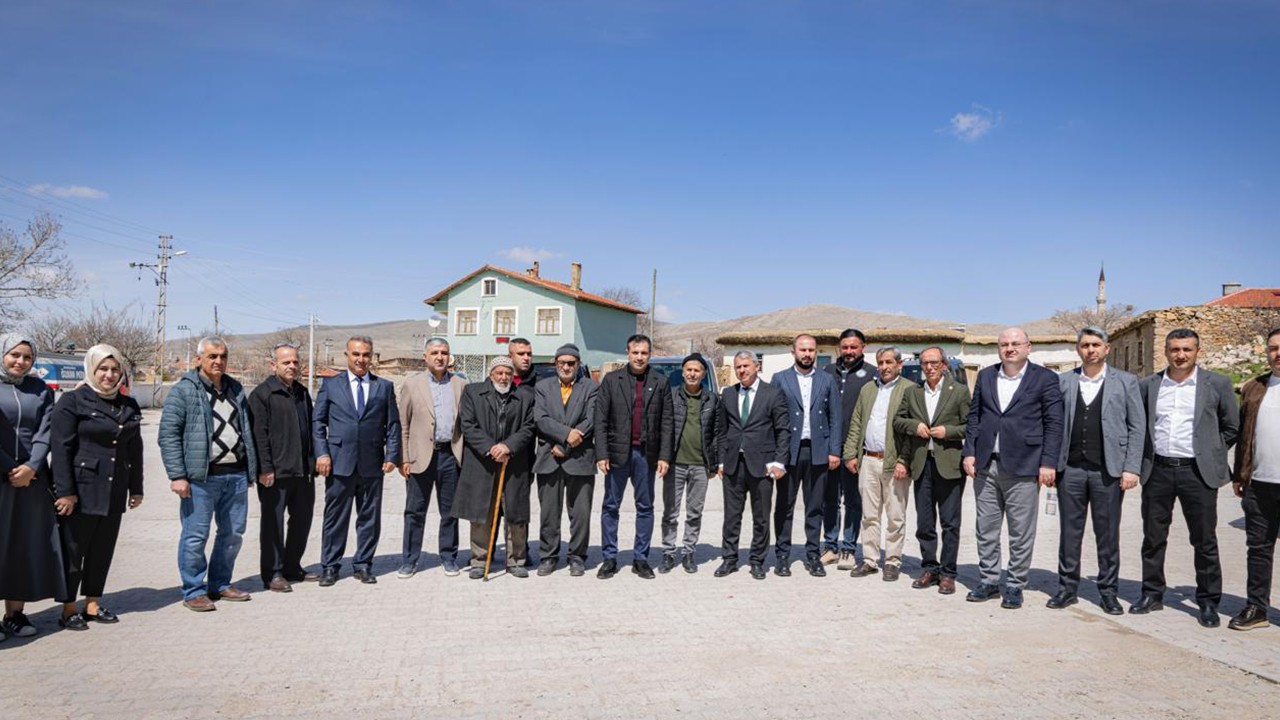 Yunak’ta İl Başkanı Özgökçen vatandaşla buluştu