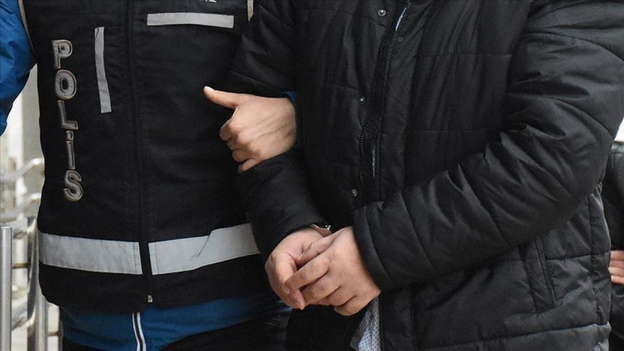 Adliyede uyuşturucu ağı: Savcı ve avukatlar gözaltına alındı, iki zabıt katibi tutuklandı