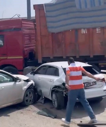 Zincirleme kazada can pazarı: 5 yaralı