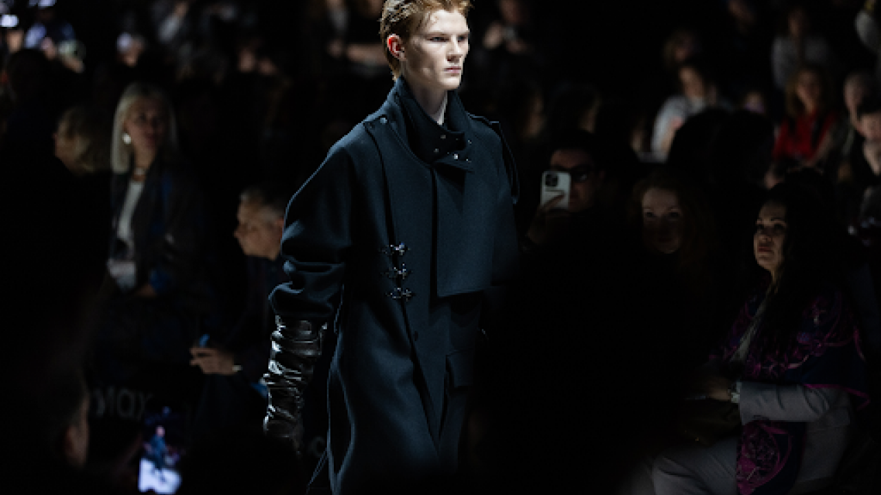 Podyumdan Sokaklara: Deri, Küresel Moda Haftalarında Hâkimiyetini Yeniden Kuruyor