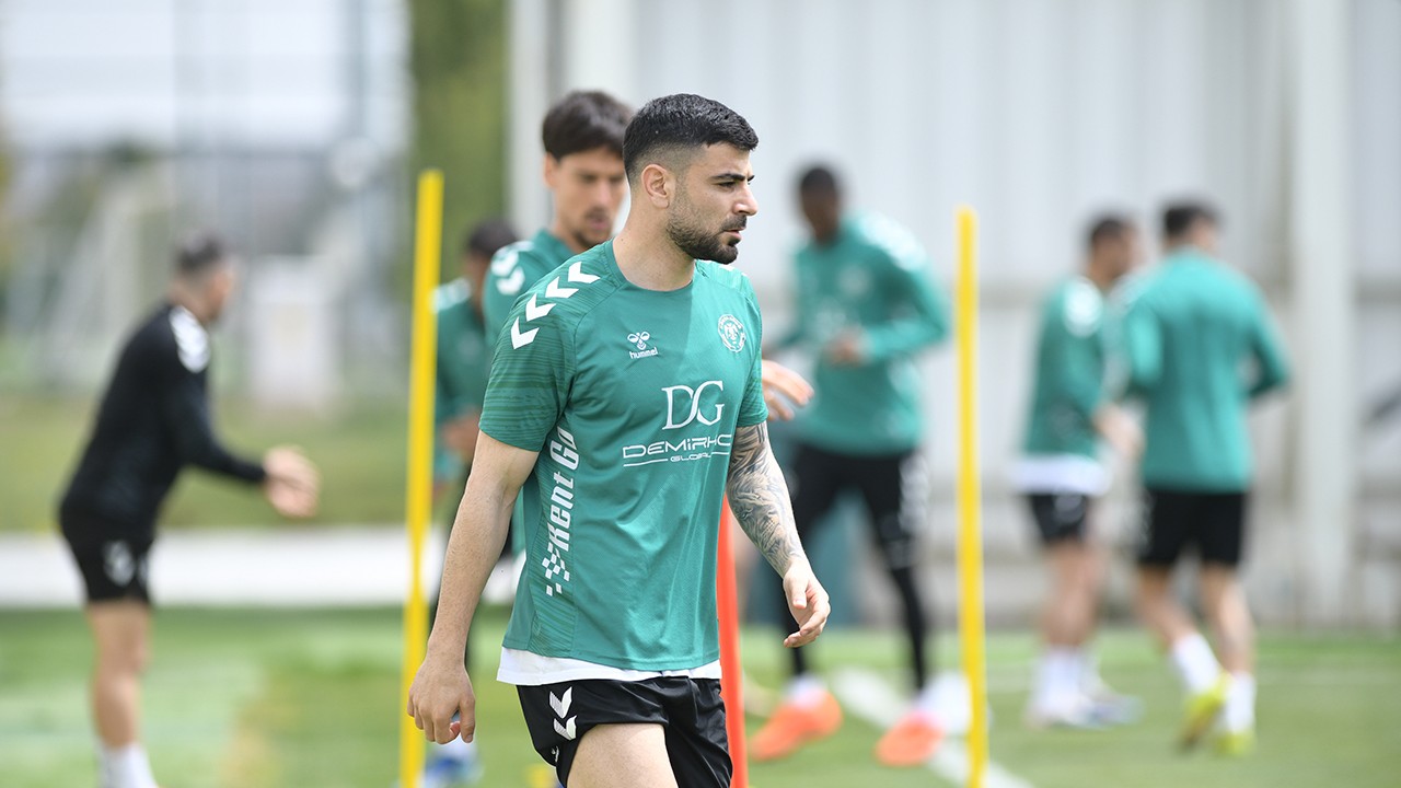 Konyaspor, Antalyaspor deplasmanı öncesi hazırlıklarını tamamladı