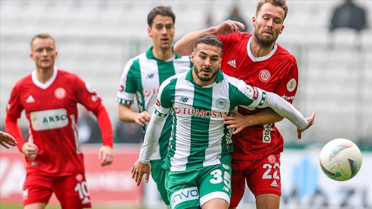 Antalyaspor-Konyaspor maçının hakemi belli oldu