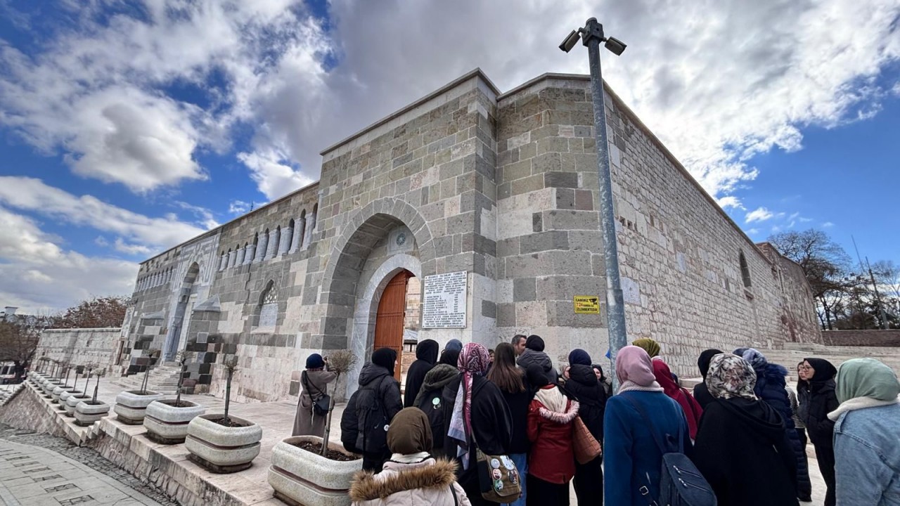 Secdeden Seccadeye Kudüs Projesi hayata geçiyor