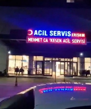 Tartıştığı kadını öldürdü, ardından bileklerini kesti