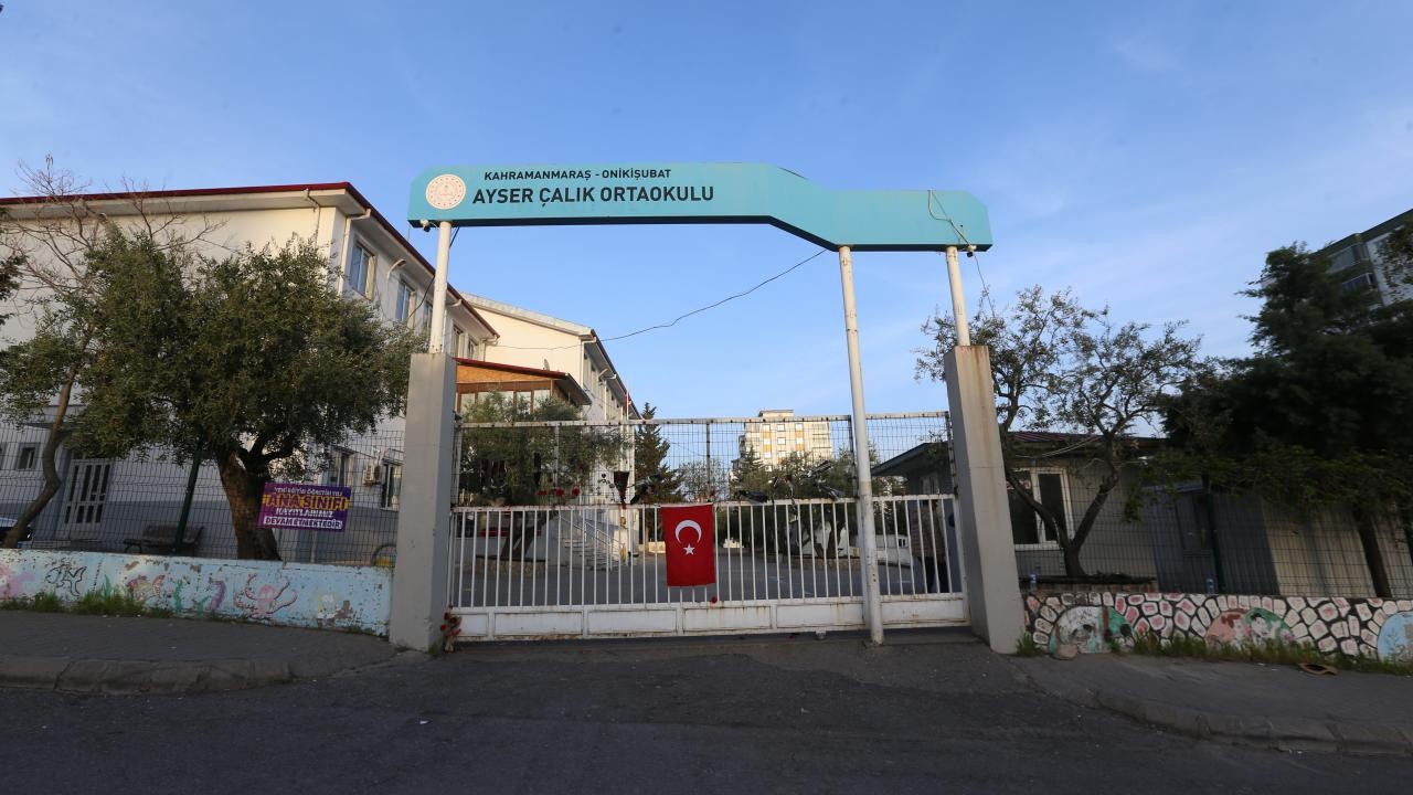 9 kişinin hayatını kaybettiği okul saldırısında 5 öğrencinin tedavisi devam ediyor