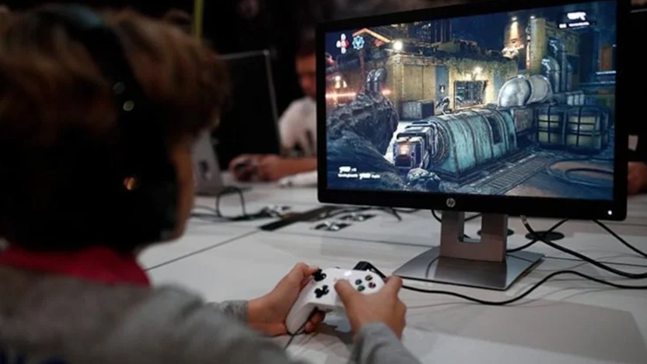 Masum görünüyor ama değil! Çocuğunuz bu oyunları oynuyorsa dikkat!