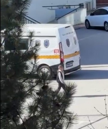 Okul tuvaletinde silah ve tehdit notu bulundu